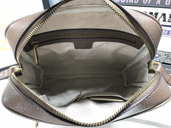 激安グッチバッグコピー着用イメージ